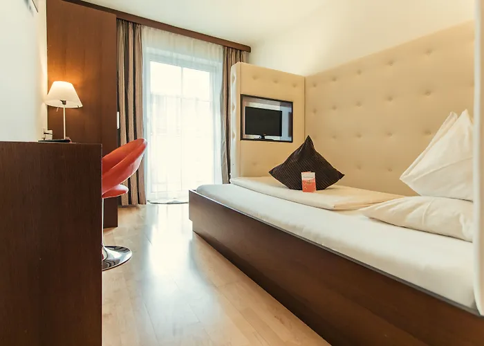 Rosenvilla Hotell 4*